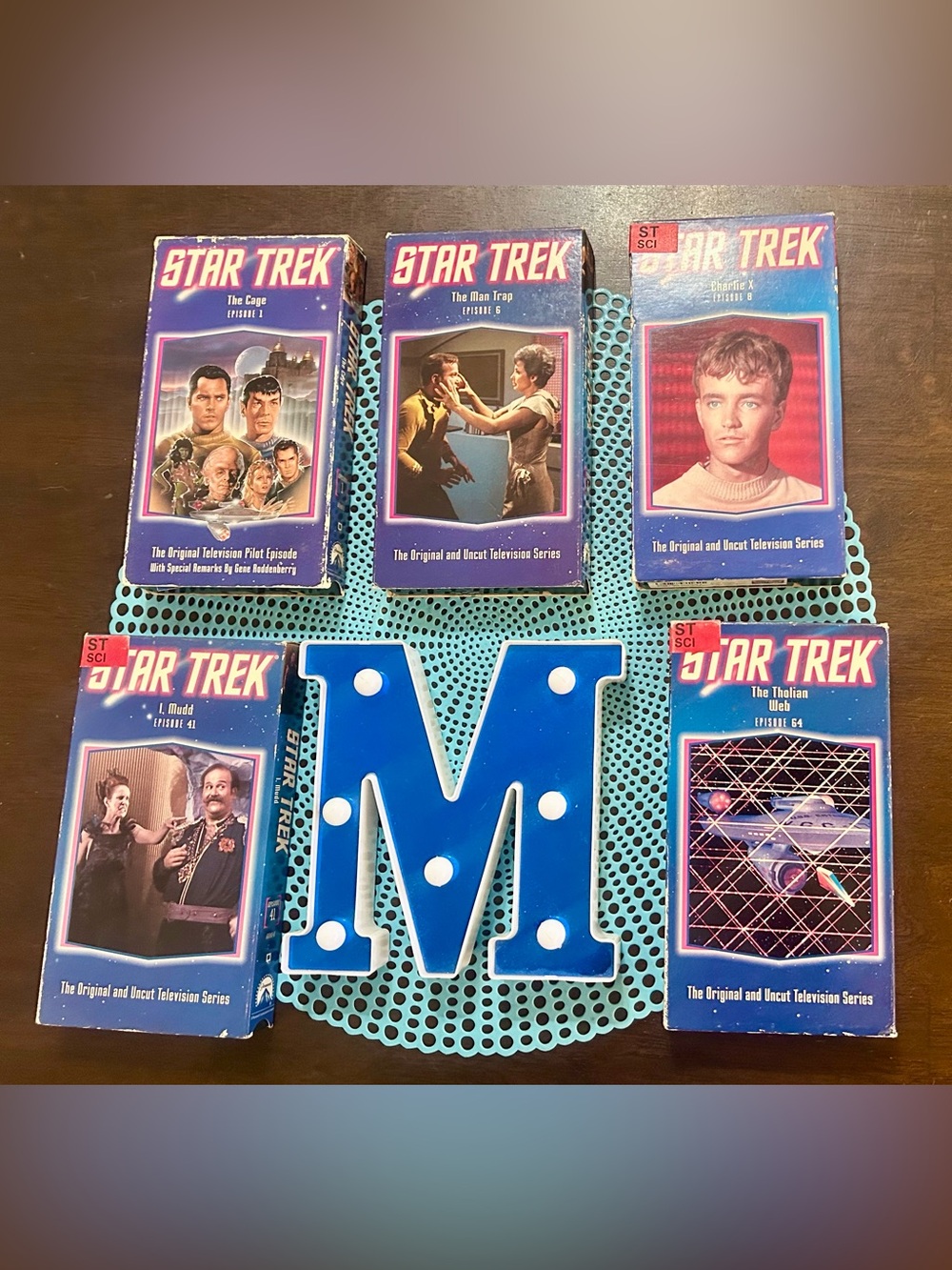 Lot of 5 Star Trek Original TV Episodes VHS Tapes, Episodes 1,6,8, 41, and 64;
